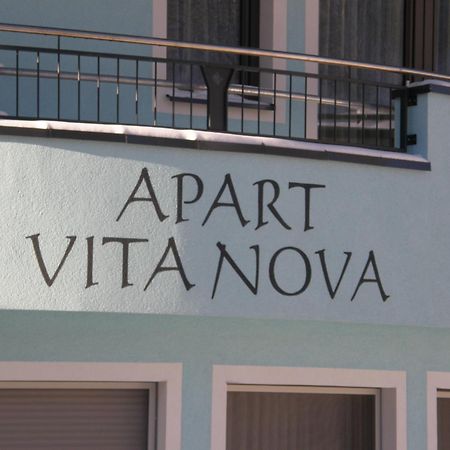Apart Vita Nova 이스크글 외부 사진